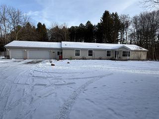 3766 Abbottsford Road, Update, MI 48049