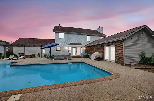 612 Royal Pine Court, Lake St Louis, MO 63367
