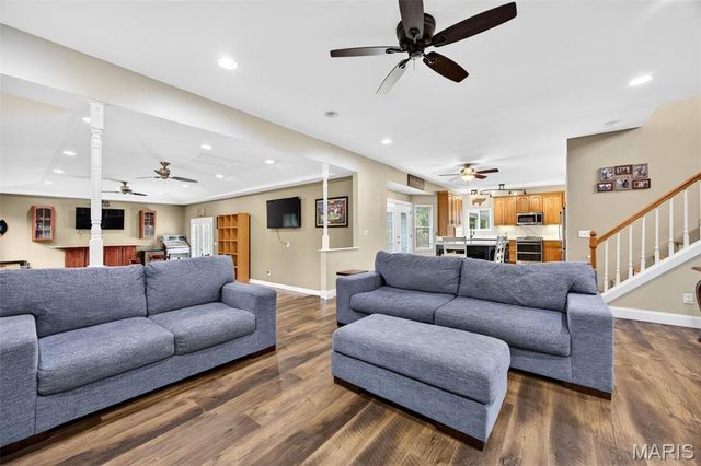 612 Royal Pine Court, Lake St Louis, MO 63367