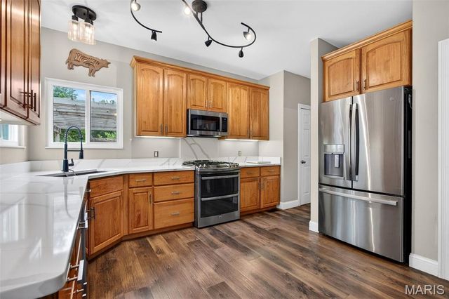 612 Royal Pine Court, Lake St Louis, MO 63367