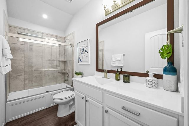 25915 Aura Lake Lane, Richmond, TX 77406