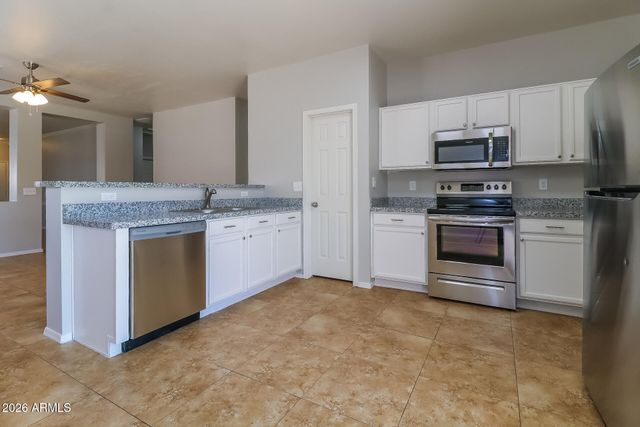 11823 W ROANOKE Avenue, Avondale, AZ 85392