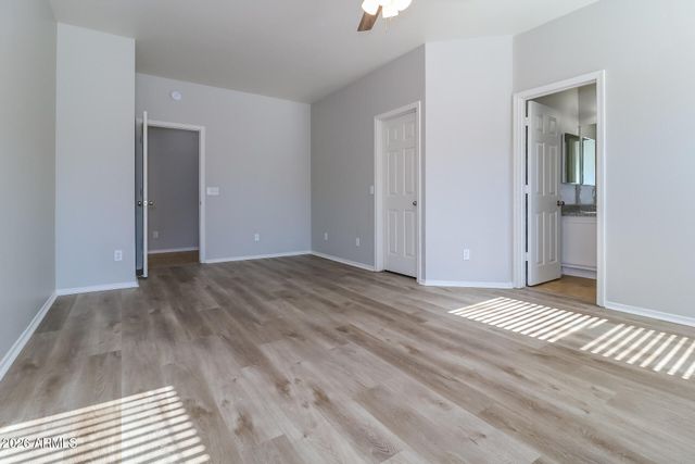 11823 W ROANOKE Avenue, Avondale, AZ 85392