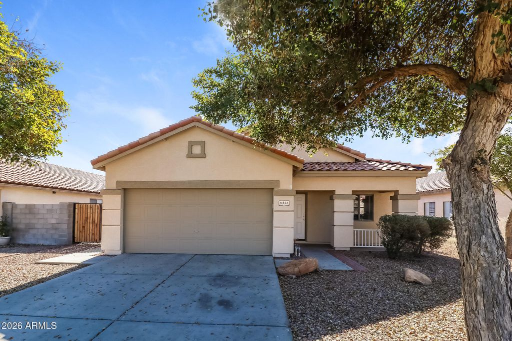 11823 W ROANOKE Avenue, Avondale, AZ 85392