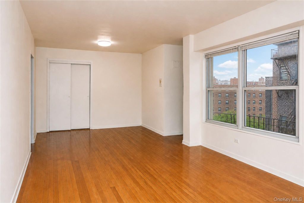 4240 Bowne Street 4D, Flushing, NY 11355 — photo 2
