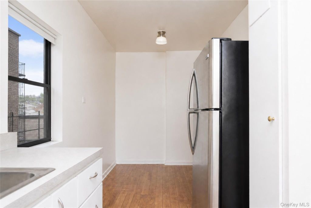 4240 Bowne Street 4D, Flushing, NY 11355 — photo 5