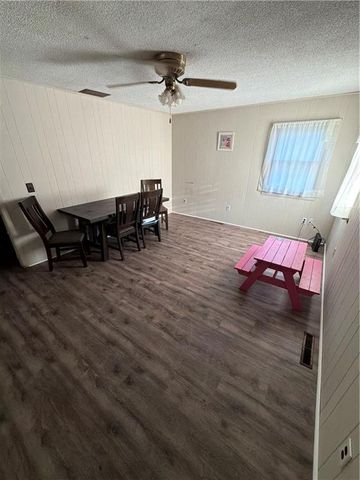 412 Mulberry Street, Humboldt, KS 66748