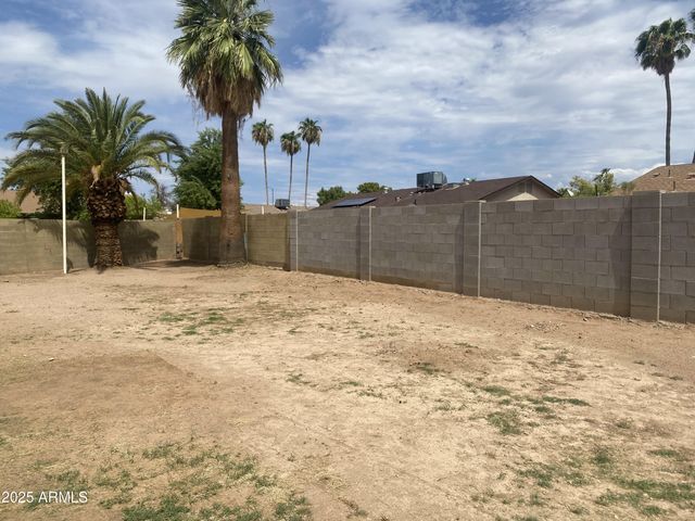 11615 N 39TH Drive, Phoenix, AZ 85029