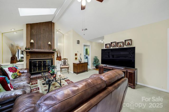 10518 Camelback Circle, Charlotte, NC 28226