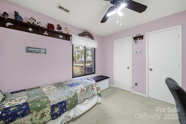 10518 Camelback Circle, Charlotte, NC 28226