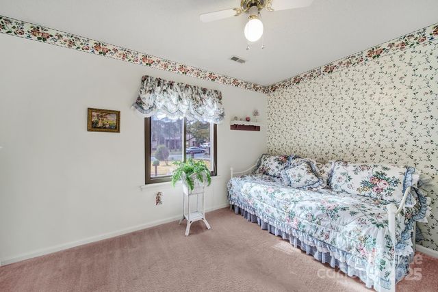 10518 Camelback Circle, Charlotte, NC 28226