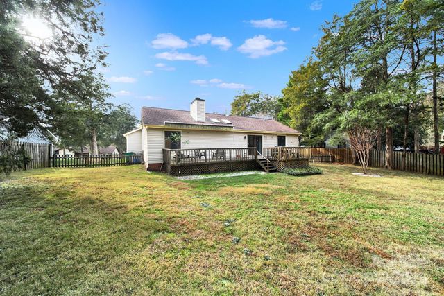 10518 Camelback Circle, Charlotte, NC 28226