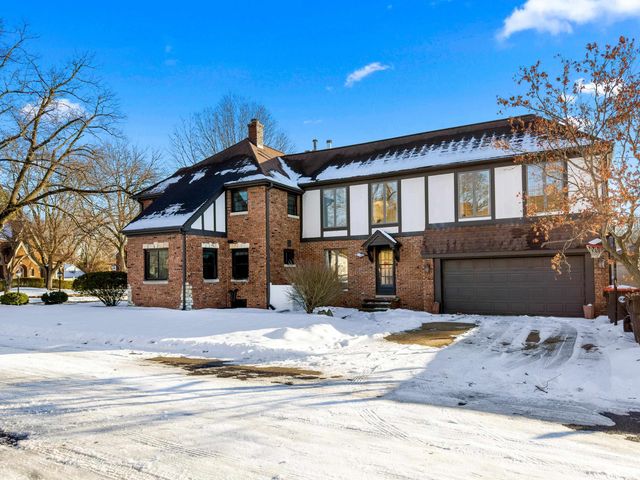 3007 N BIGELOW Street, Peoria, IL 61604