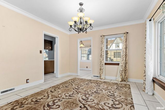 3007 N BIGELOW Street, Peoria, IL 61604