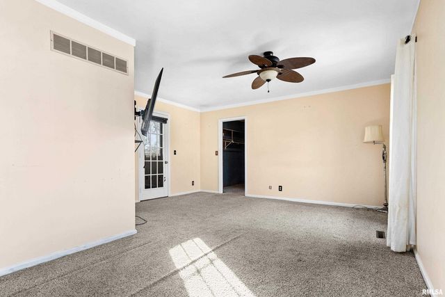 3007 N BIGELOW Street, Peoria, IL 61604