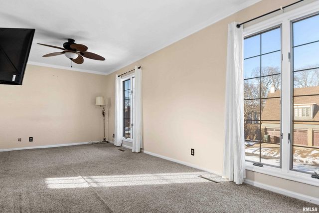 3007 N BIGELOW Street, Peoria, IL 61604