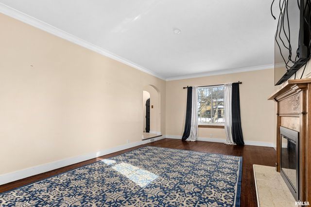 3007 N BIGELOW Street, Peoria, IL 61604