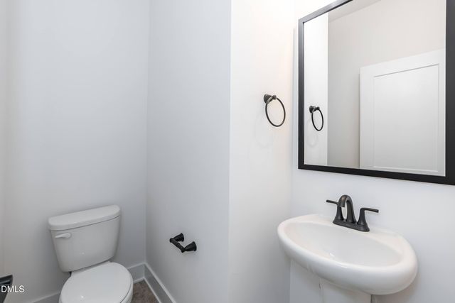 207 Drayton Hall Lane, Sanford, NC 27330