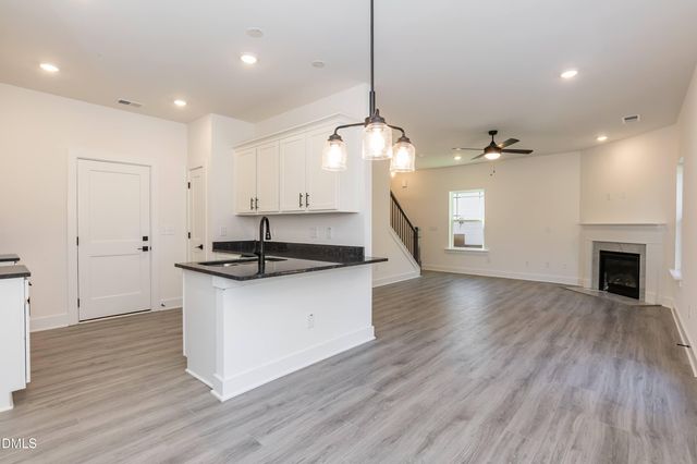 207 Drayton Hall Lane, Sanford, NC 27330