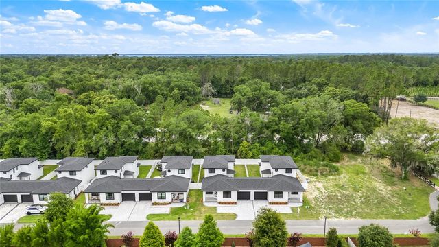 1018 FARMSTEAD STREET, Eustis, FL 32736