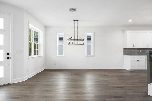1018 FARMSTEAD STREET, Eustis, FL 32736