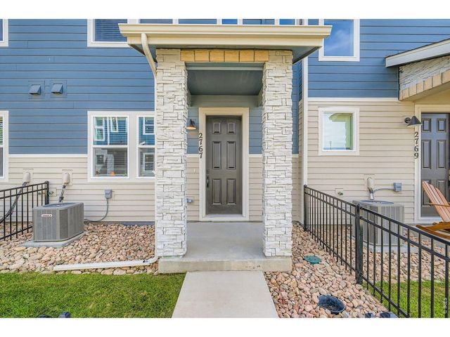 2819 Bear Springs Cir, Longmont, CO 80503