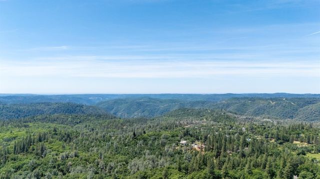 6420 Longridge Ct, Foresthill, CA 95631