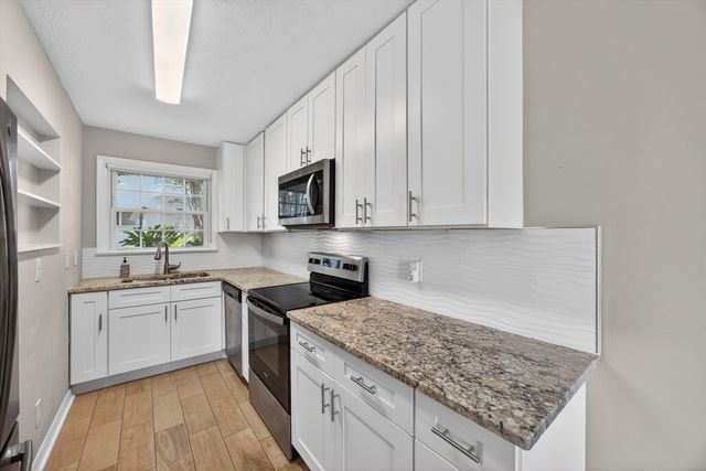 83 Comares Ave 4B, St Augustine, FL 32080