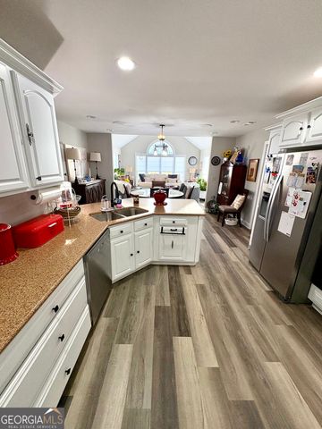 102 Troon Way, Lagrange, GA 30241