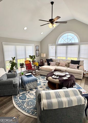 102 Troon Way, Lagrange, GA 30241