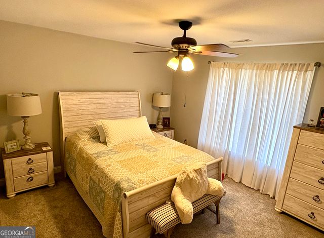 102 Troon Way, Lagrange, GA 30241
