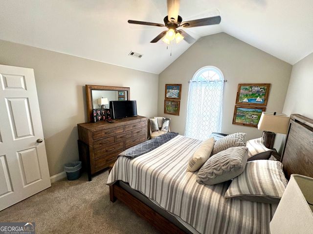 102 Troon Way, Lagrange, GA 30241