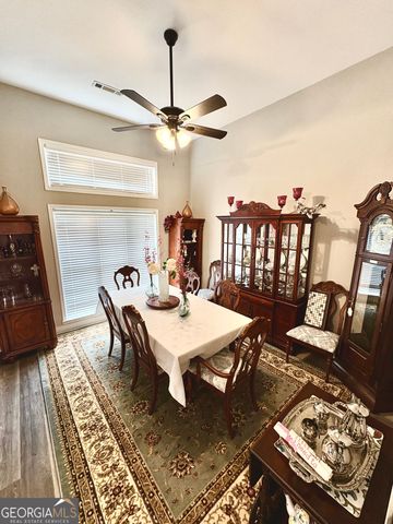 102 Troon Way, Lagrange, GA 30241