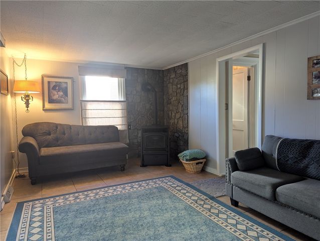 116 Grasmere Road, Lockport Town, NY 14094