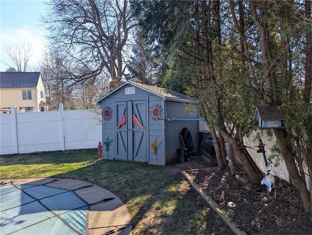 116 Grasmere Road, Lockport Town, NY 14094