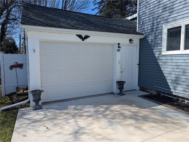 116 Grasmere Road, Lockport Town, NY 14094