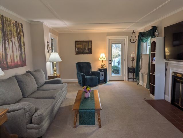 116 Grasmere Road, Lockport Town, NY 14094