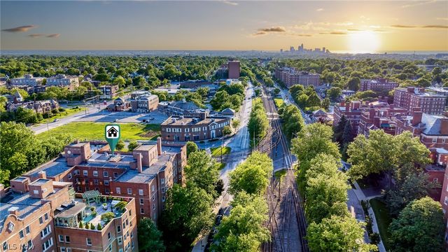 13500 Shaker Boulevard 203, Cleveland, OH 44120