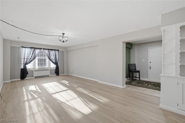 13500 Shaker Boulevard 203, Cleveland, OH 44120