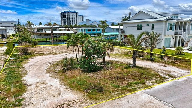 21730 Madera RD, Fort Myers Beach, FL 33931