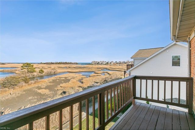 7 Mizzen CIR, Hampton, VA 23664