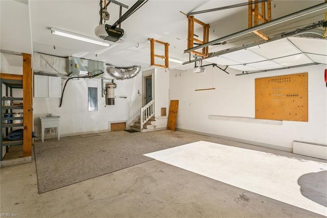 7 Mizzen CIR, Hampton, VA 23664