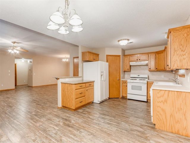 3500 Shona Way, Norman, OK 73069