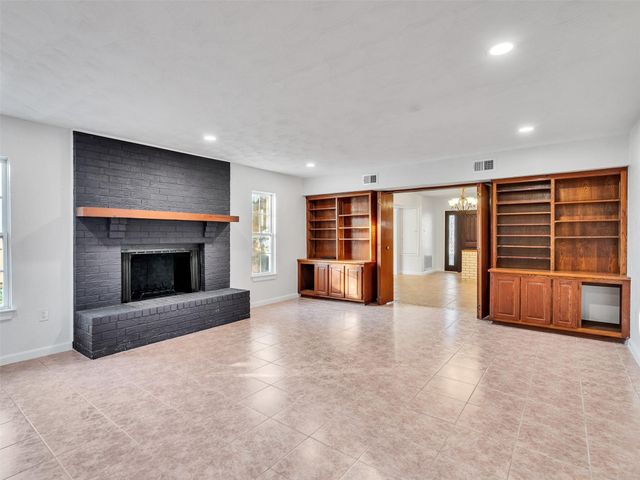 3504 80th Street Street, Galveston, TX 77551