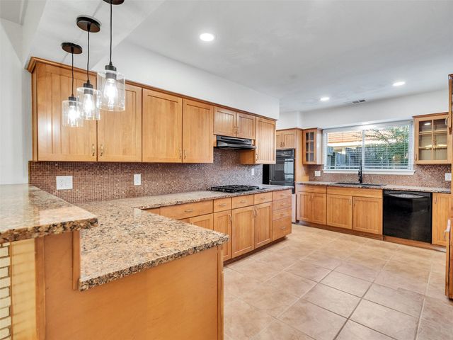 3504 80th Street Street, Galveston, TX 77551