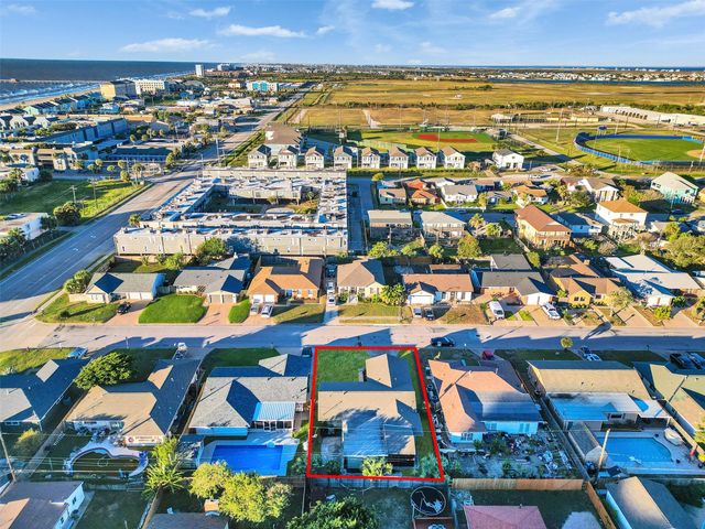 3504 80th Street Street, Galveston, TX 77551