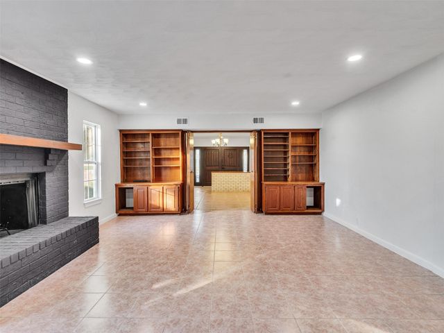 3504 80th Street Street, Galveston, TX 77551