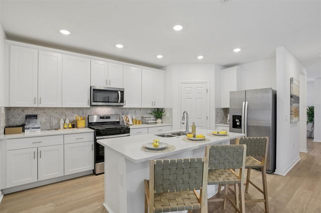 28005 POPPY COURT, Leesburg, FL 34748