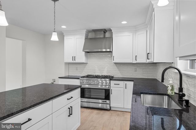 503 SPRUCE ST, Glassboro, NJ 08028
