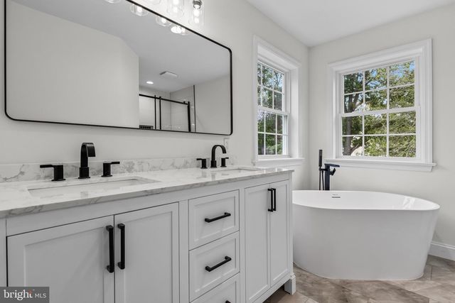 503 SPRUCE ST, Glassboro, NJ 08028